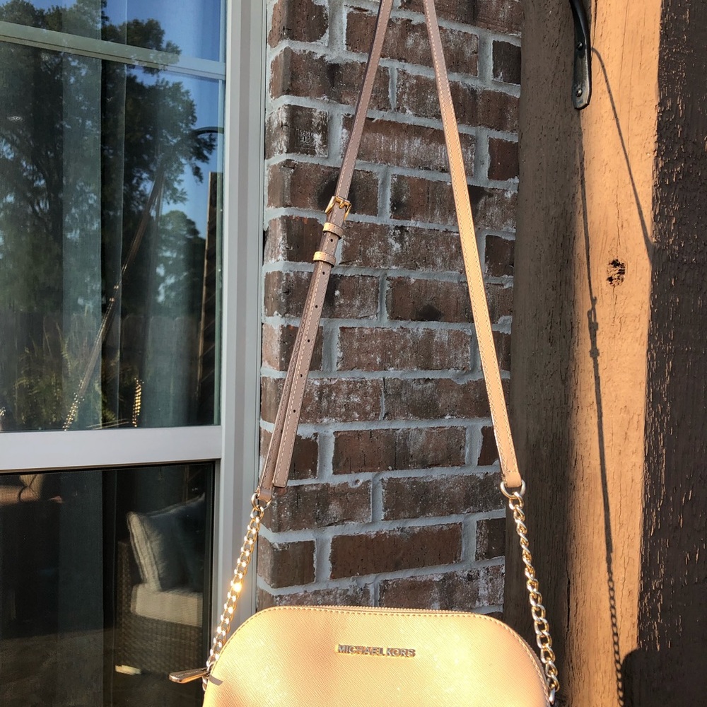 Micheal Kors Crossbody